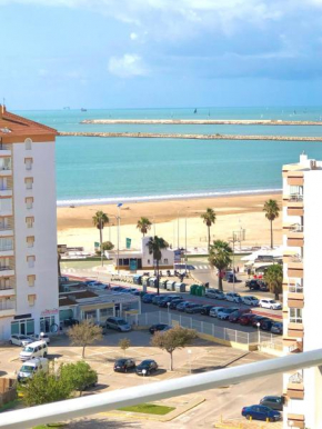 Frente al mar, preciosas vistas, piscinas , valdelagrana